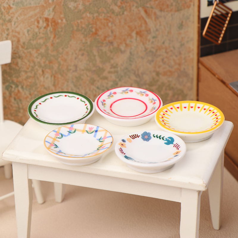 Mini assiettes pour maison de  - Resin Art Toys avis et prix