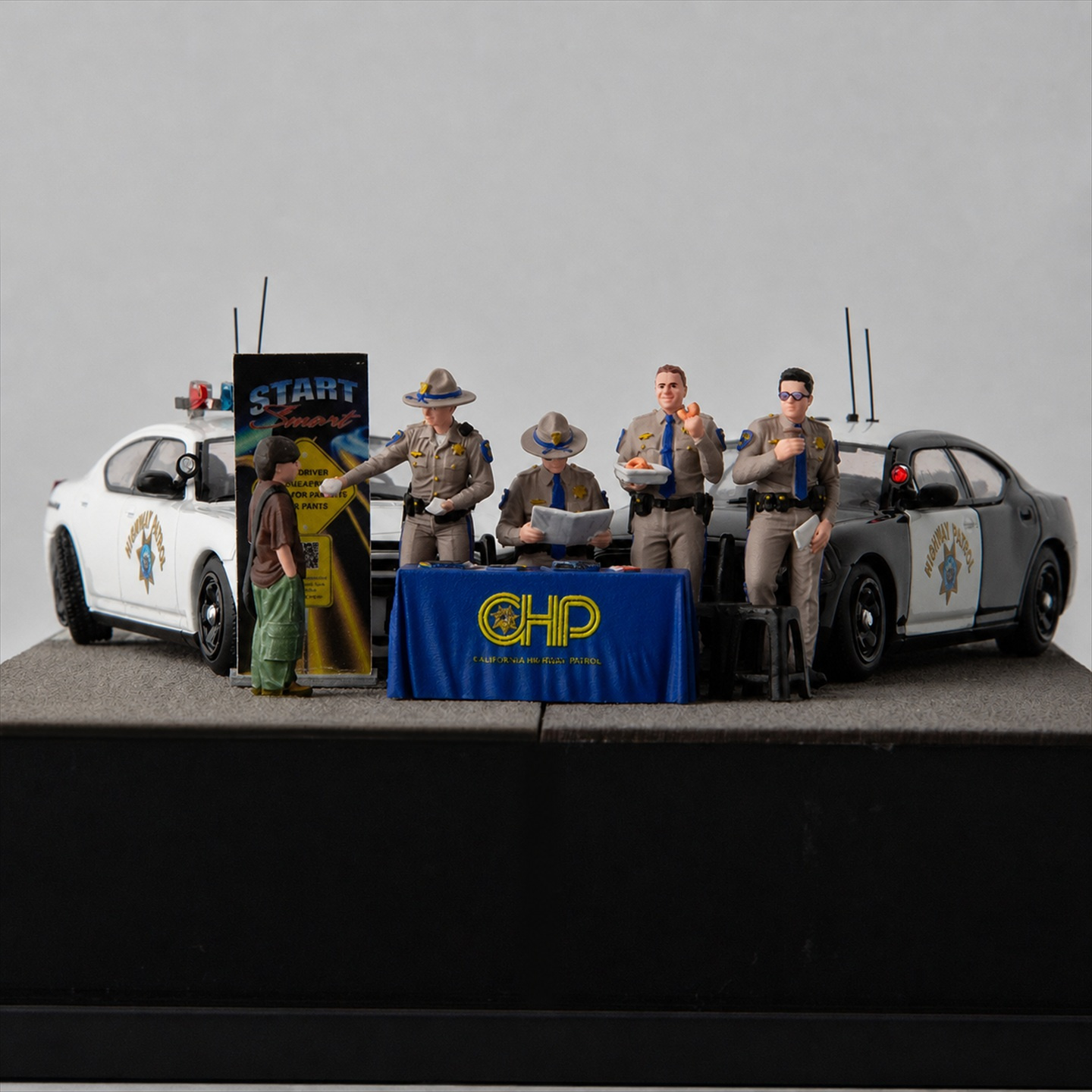Figurines d'officiers de la po - Resin Art Toys avis et prix